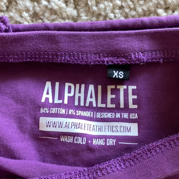 Alphalete Crop Top - Picture 3 of 3